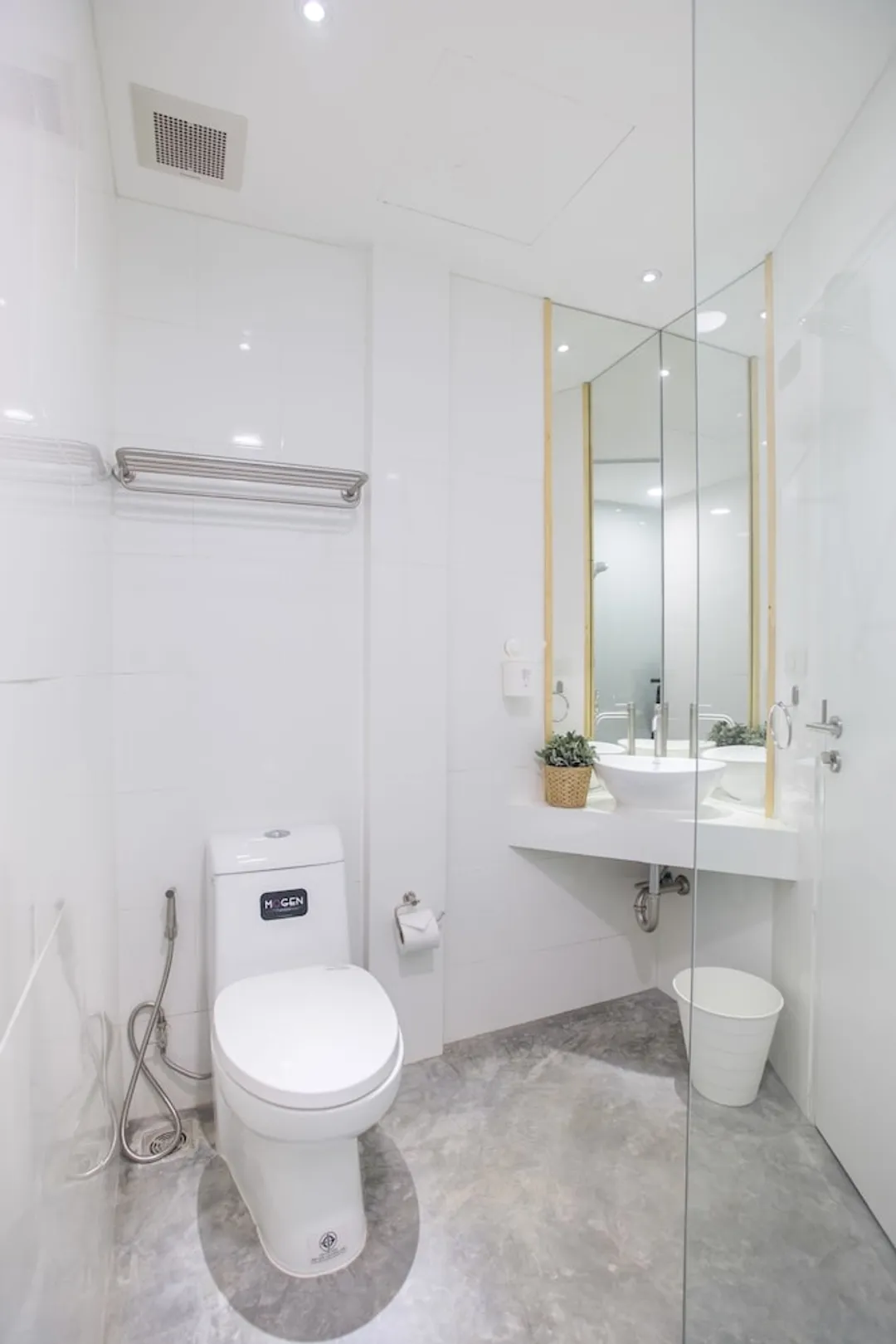 Nornyaowarat Hostel-Quadruple Room, Private Bathroom-4