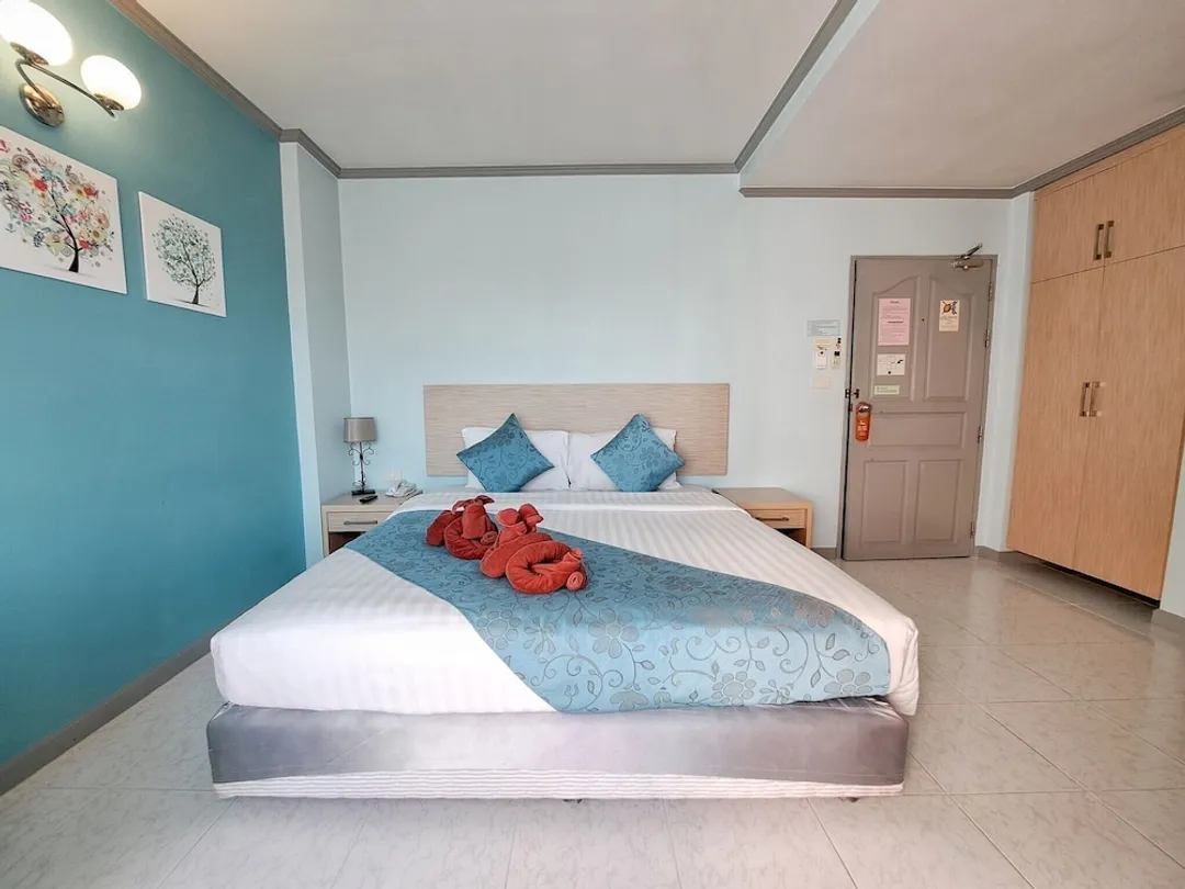 瑟普拉城市飯店 - SHA Extra Plus 認證-Standard Double Room, Balcony-9
