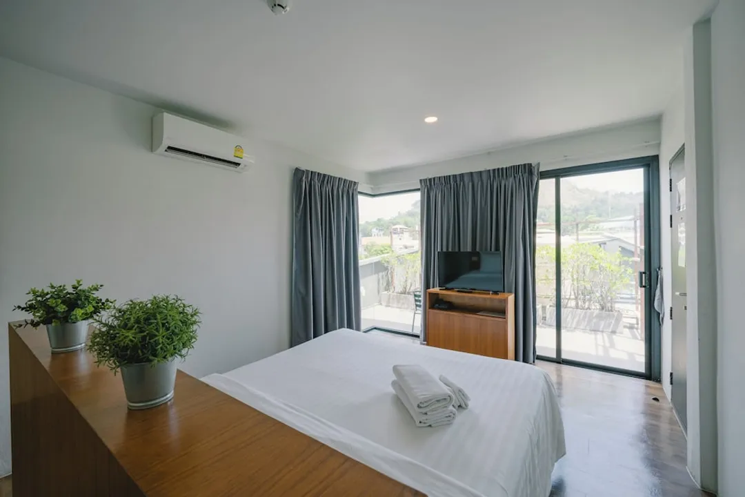 奧本青年旅舍暨餐館-Room with Mountain View-3