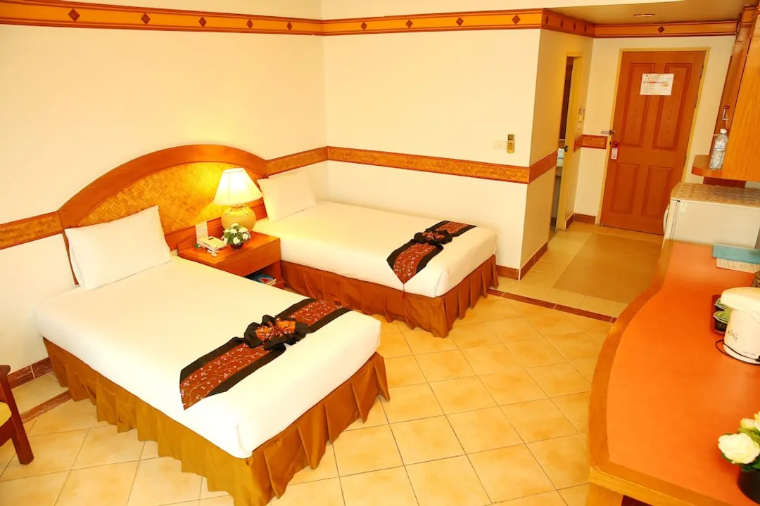 Diana Garden Resort & Lodge-Deluxe Room-6