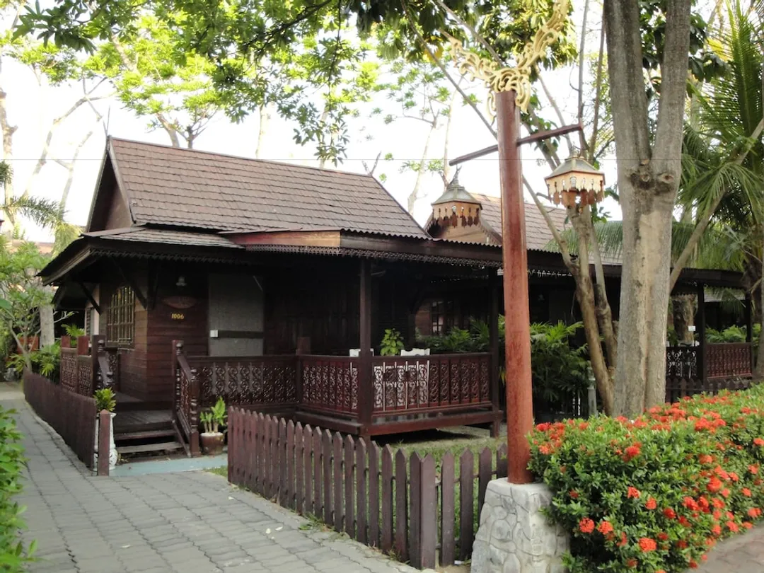 Diana Garden Resort & Lodge-Bungalow (Thai House)-11