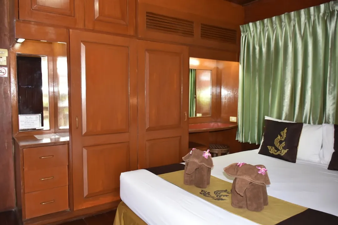 Diana Garden Resort & Lodge-Bungalow (Thai House)-16