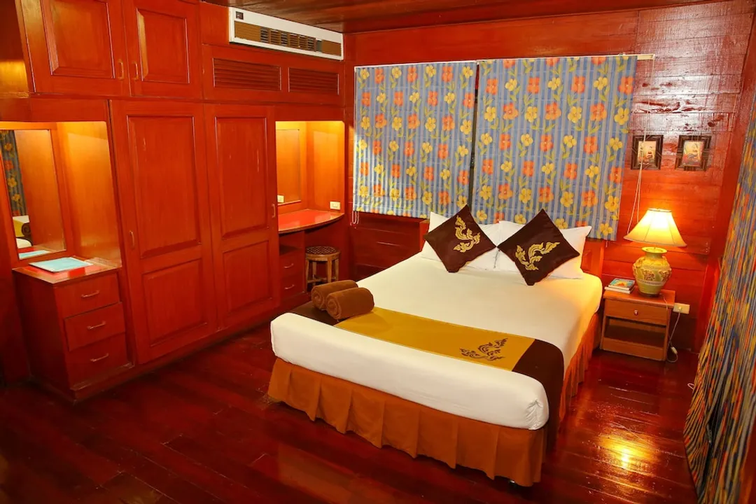 Diana Garden Resort & Lodge-Bungalow (Thai House)-1