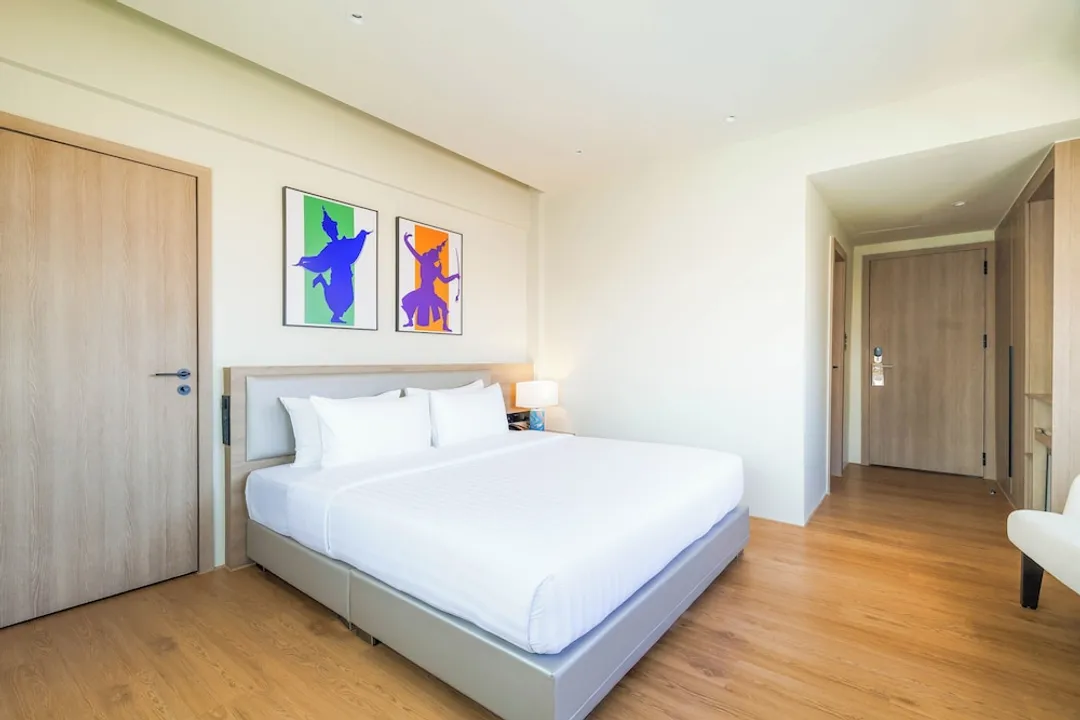 The One Hotel Bay Breeze Pattaya-Deluxe Room-10