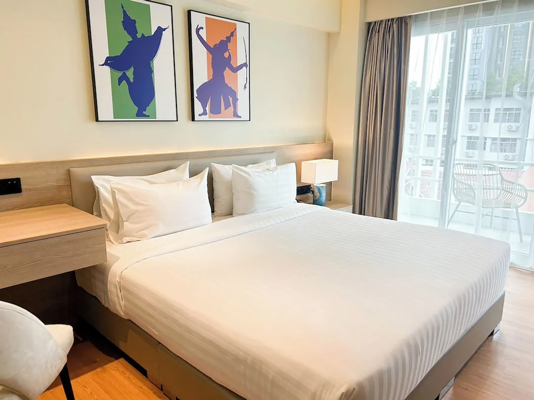 The One Hotel Bay Breeze Pattaya-Deluxe with Balcony-15