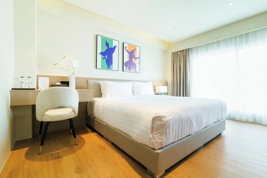 The One Hotel Bay Breeze Pattaya-Deluxe with Balcony-11