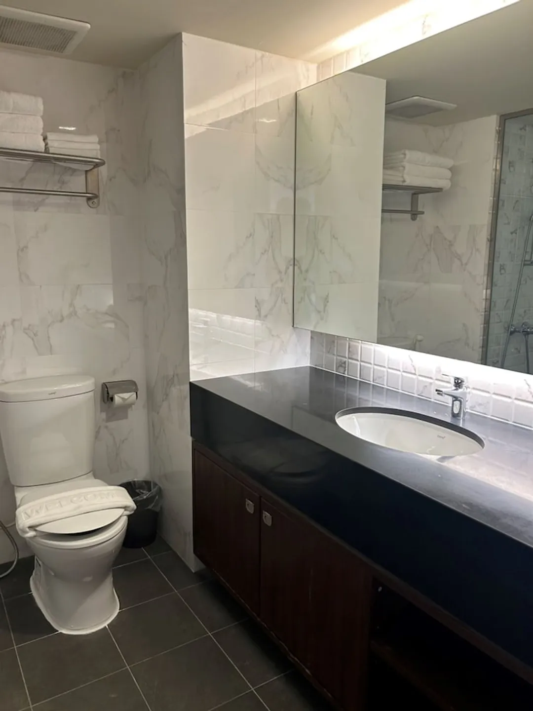 The One Hotel Bay Breeze Pattaya-Superior Triple-6