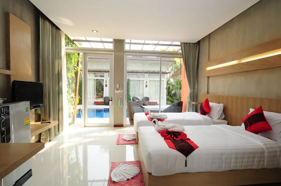 布吉Phu NaNa精品酒店-Deluxe Pool View-5