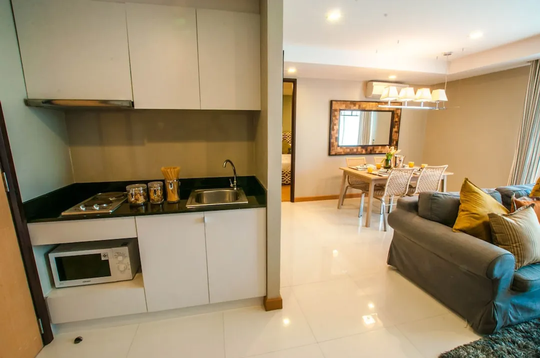 羅可華欣海灘海景飯店-1-Bedroom Deluxe with SofaBed SeaView Partial-4