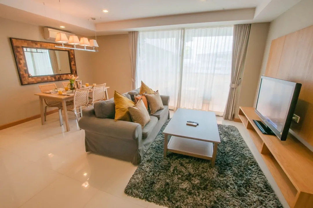 羅可華欣海灘海景飯店-1-Bedroom Deluxe with SofaBed SeaView Partial-5