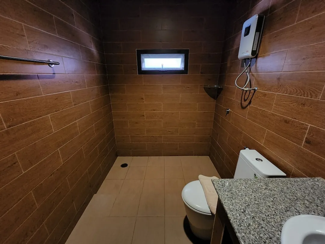 拉爾渡假飯店-Bungalow 2 Bedrooms with Living Room (4 Adults)-6