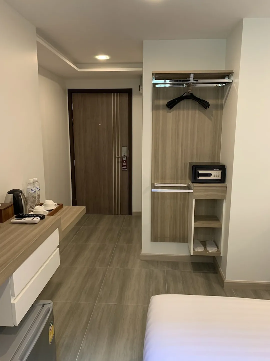 Thana Wisut Hotel-標準雙人房-6