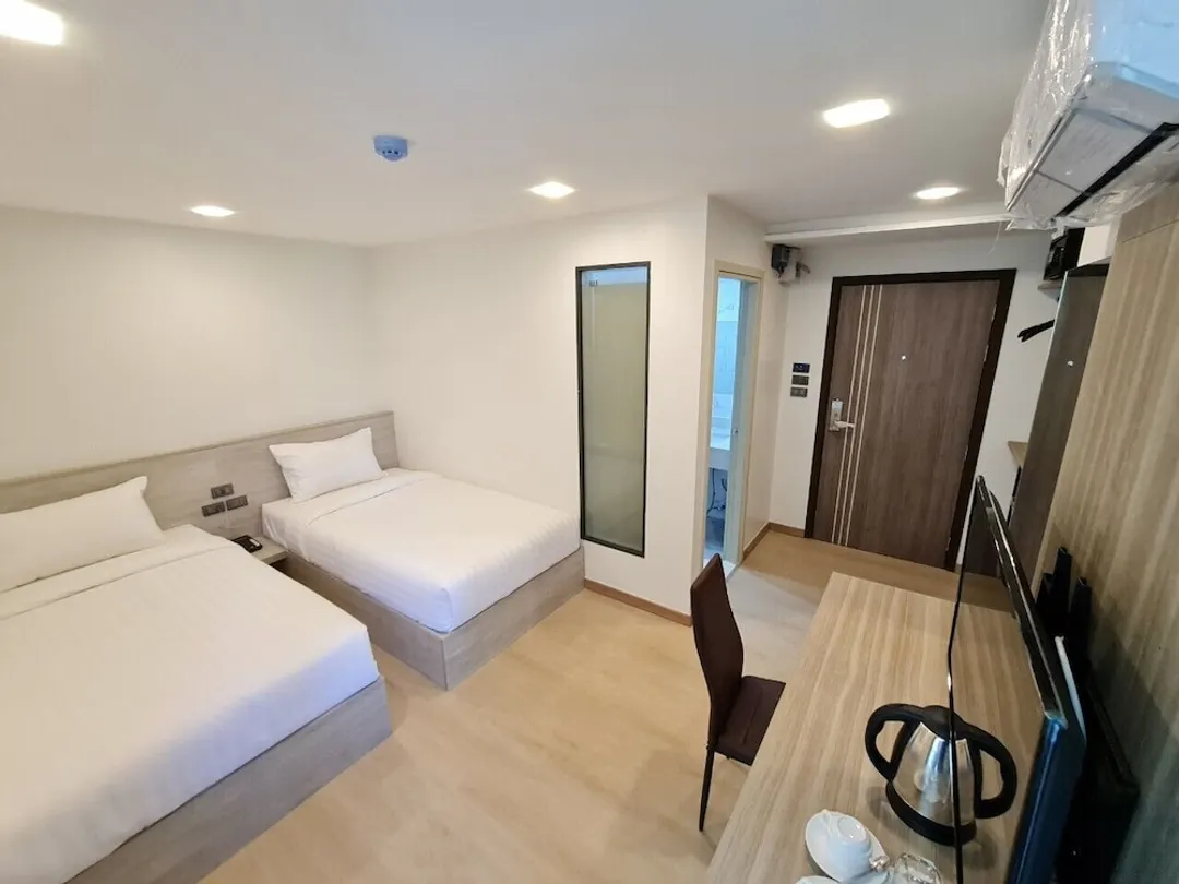 Thana Wisut Hotel-스탠다드 트윈룸-1