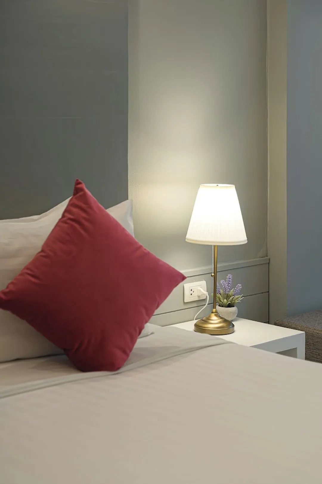 碧海華欣旅館-Deluxe balcony king bed-8