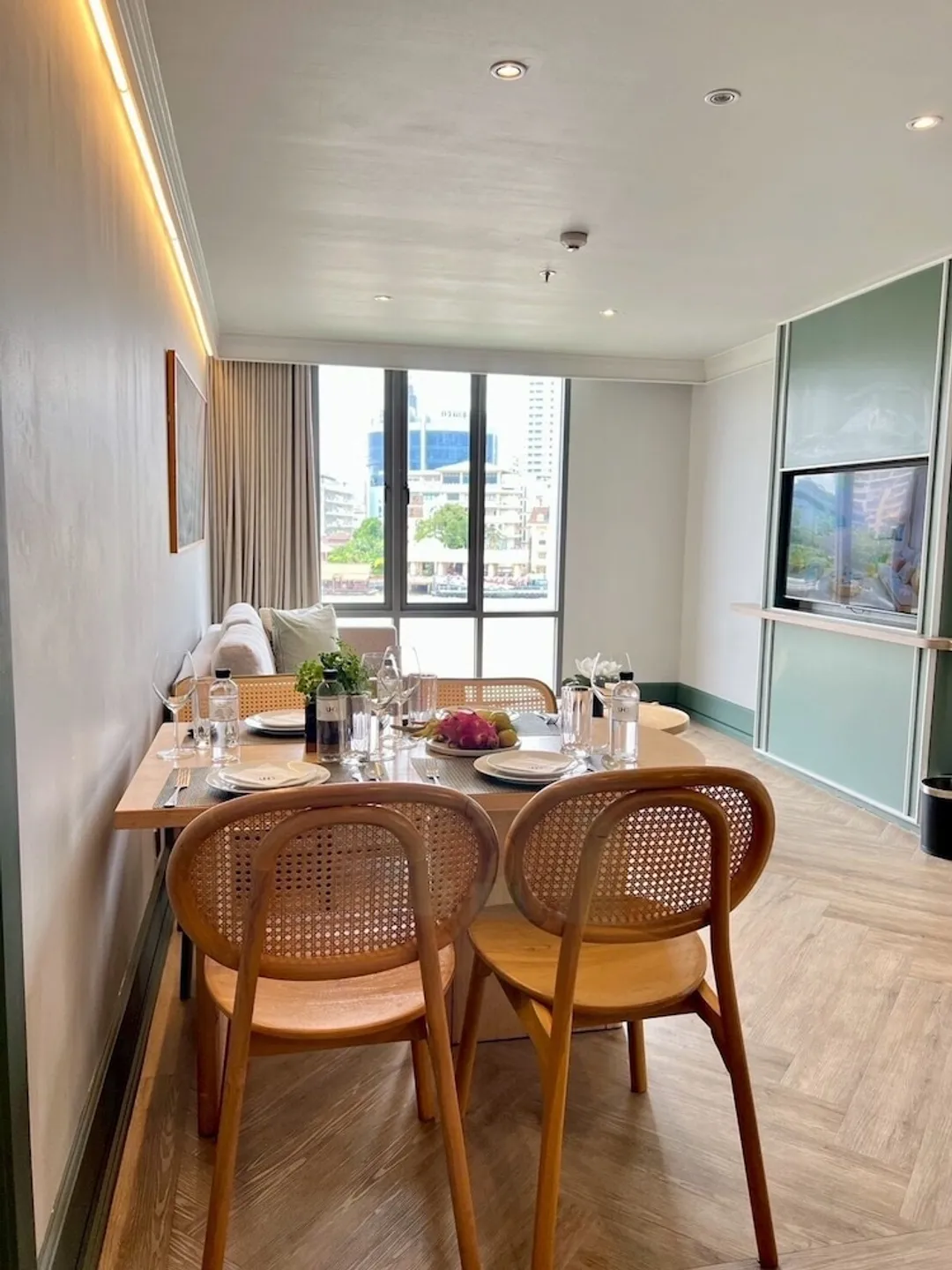 UHG의 쿼터 차오프라야-Two Bedroom River View King Suite-15