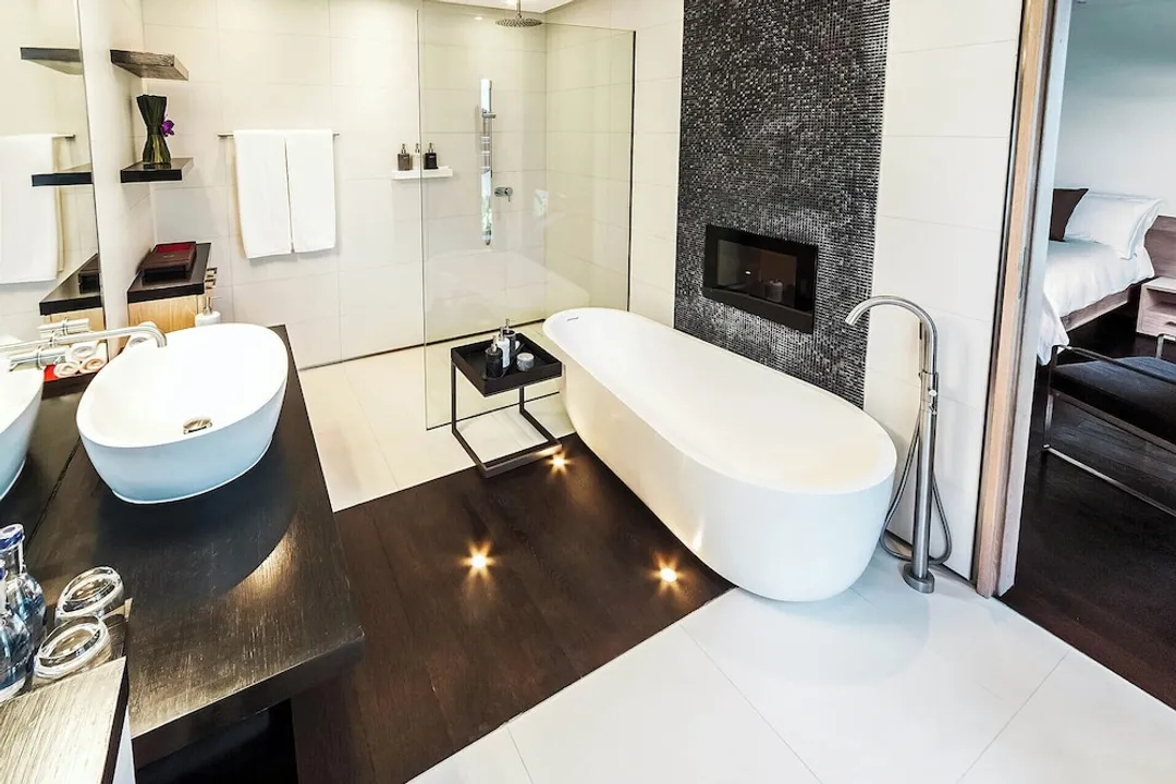 Kata Rocks-One Bedroom Sky Pool Villa-5