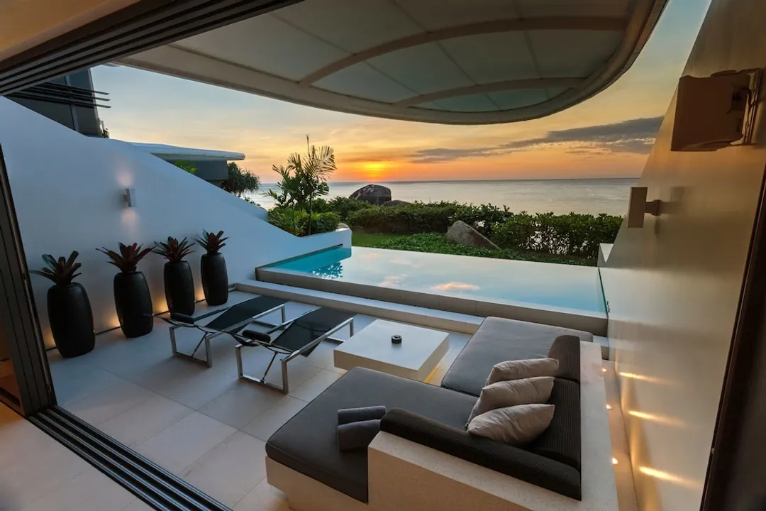 Kata Rocks-One Bedroom Ocean Pool Loft-4