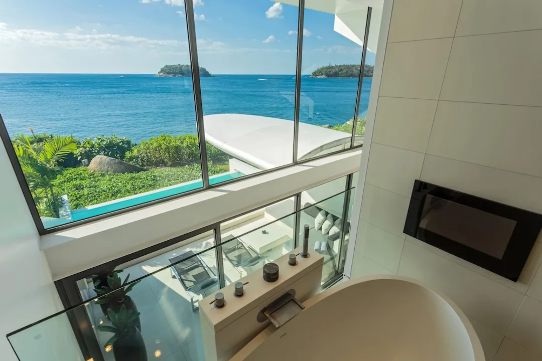 Kata Rocks-One Bedroom Ocean Pool Loft-6