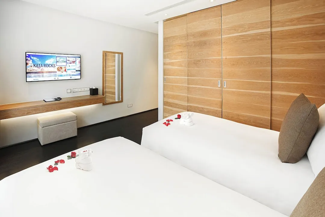 Kata Rocks-Two Bedroom Sky Pool Villa-4