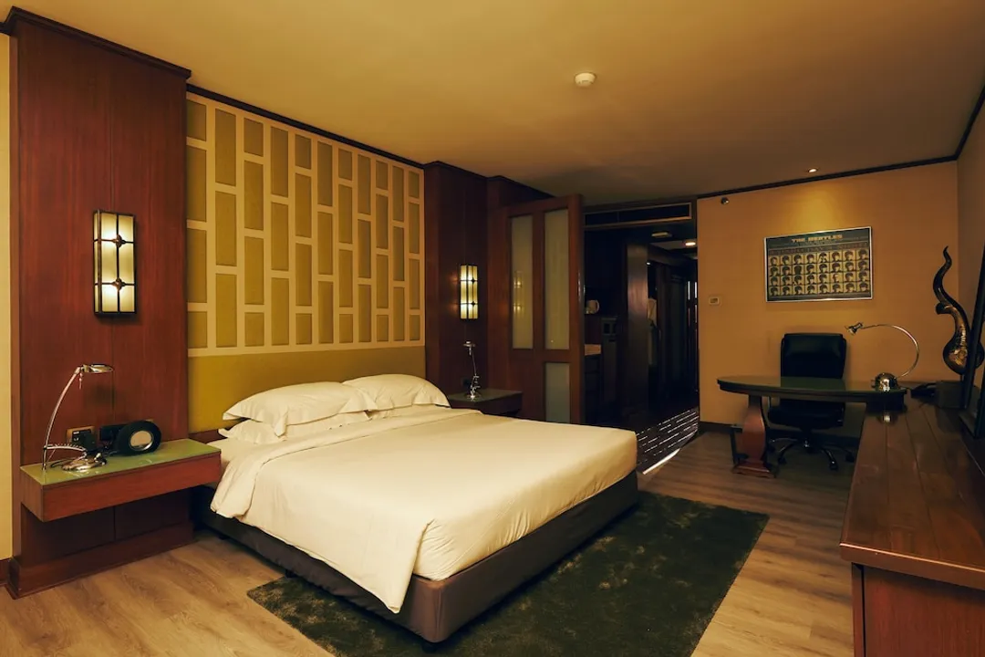 The Davis Bangkok Hotel-Superior Room (Main Wing)-4