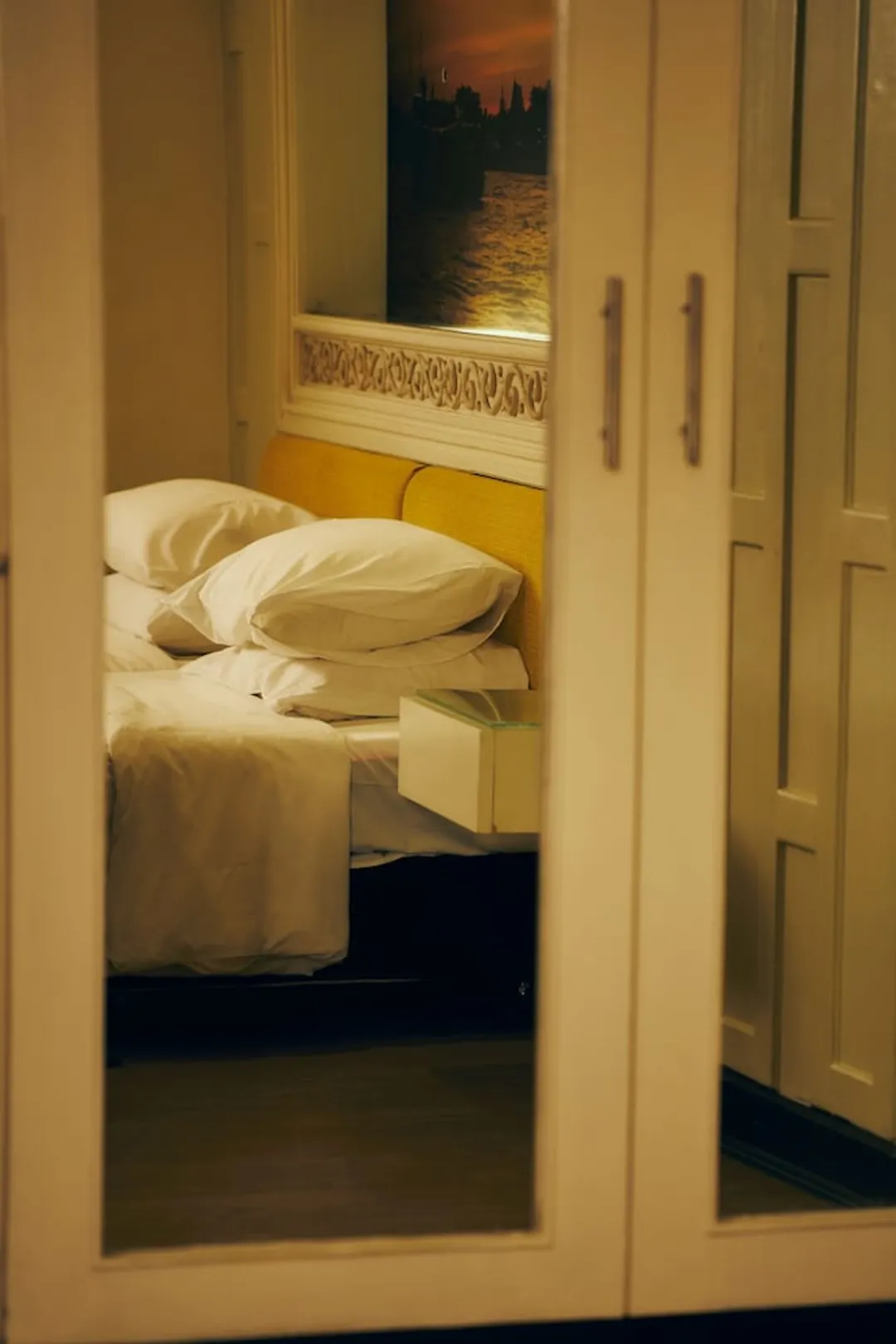 The Davis Bangkok Hotel-Studio King Bed (Corner Wing)-5