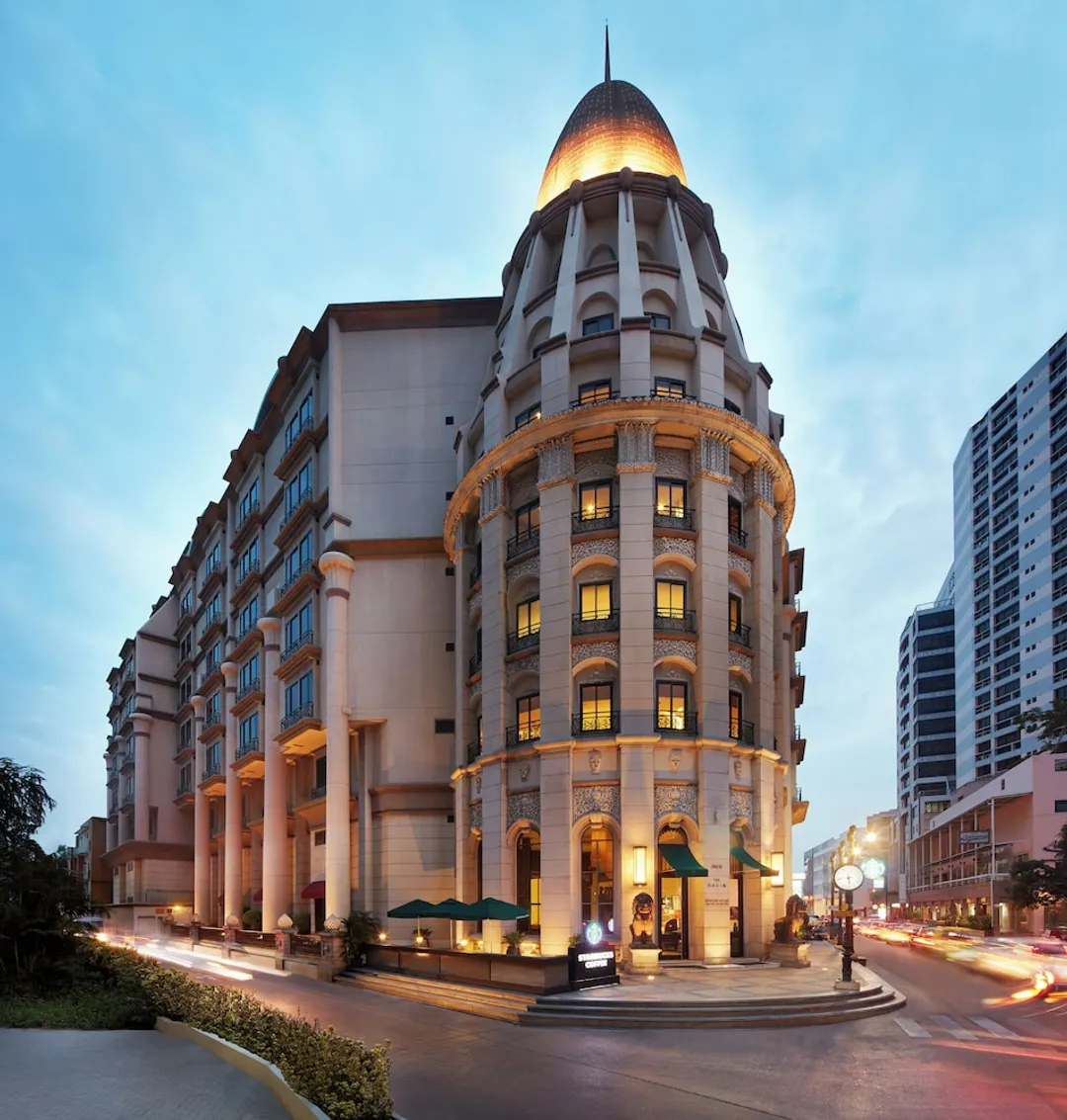 The Davis Bangkok Hotel-Deluxe Room (Corner Wing)-2