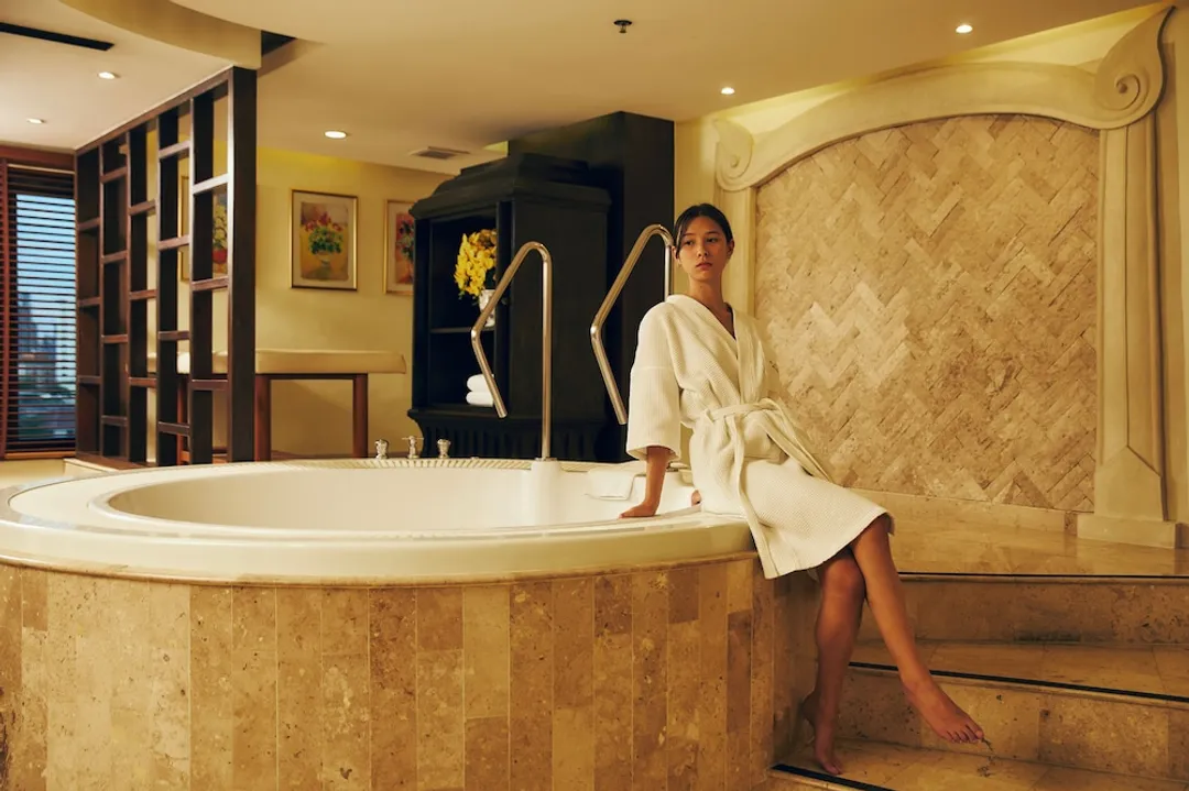 The Davis Bangkok Hotel-Diplomat Suite (With Jacuzzi) (Corner Wing)-1