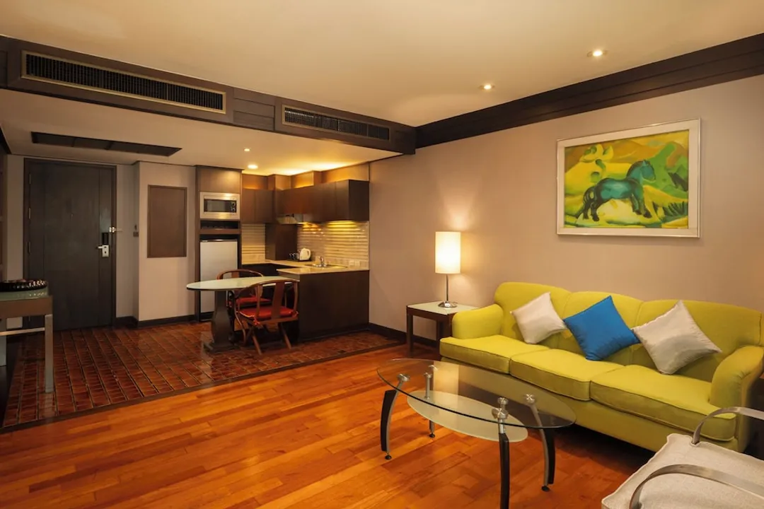The Davis Bangkok Hotel-Davis One-Bedrooms Suite (Main Wing)-4