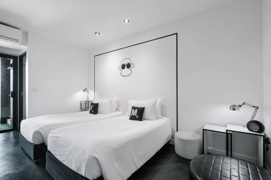 ブルー・モンキー・ハブ・アンド・ホテル・プーケット-Deluxe Twin with outside Bathtub - Free Co-Working space 24 hrs.-4