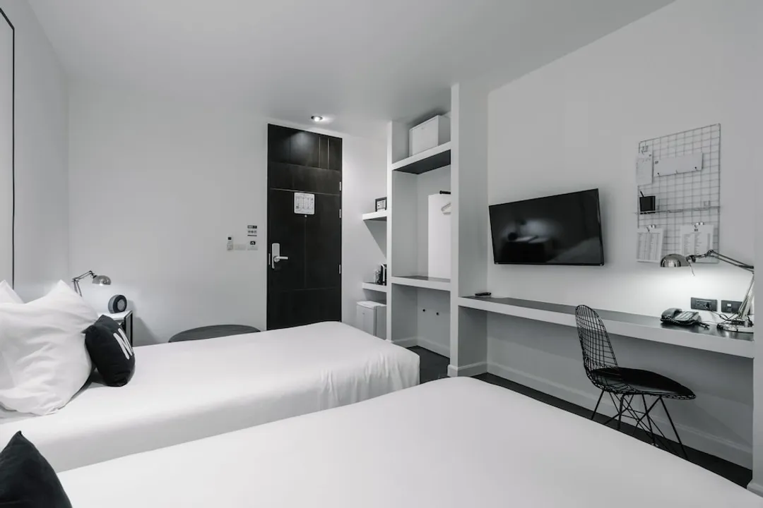 ブルー・モンキー・ハブ・アンド・ホテル・プーケット-Deluxe Twin with outside Bathtub - Free Co-Working space 24 hrs.-5