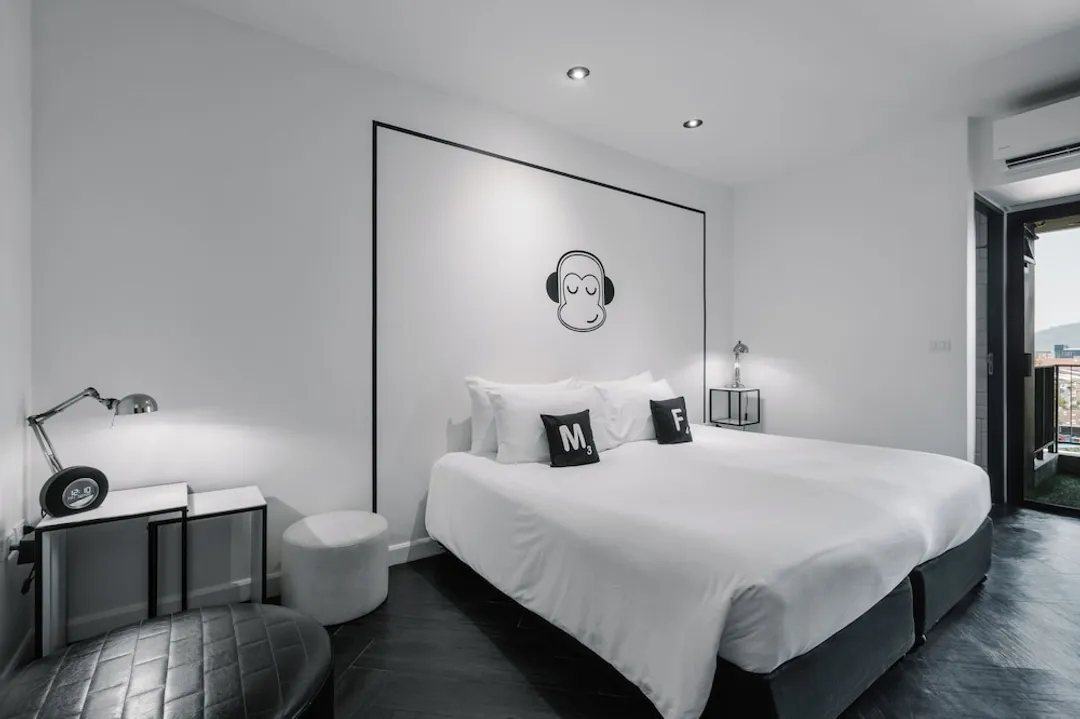 ブルー・モンキー・ハブ・アンド・ホテル・プーケット-Deluxe King with outside Bathtub - Free Co-Working space 24 hrs.-4