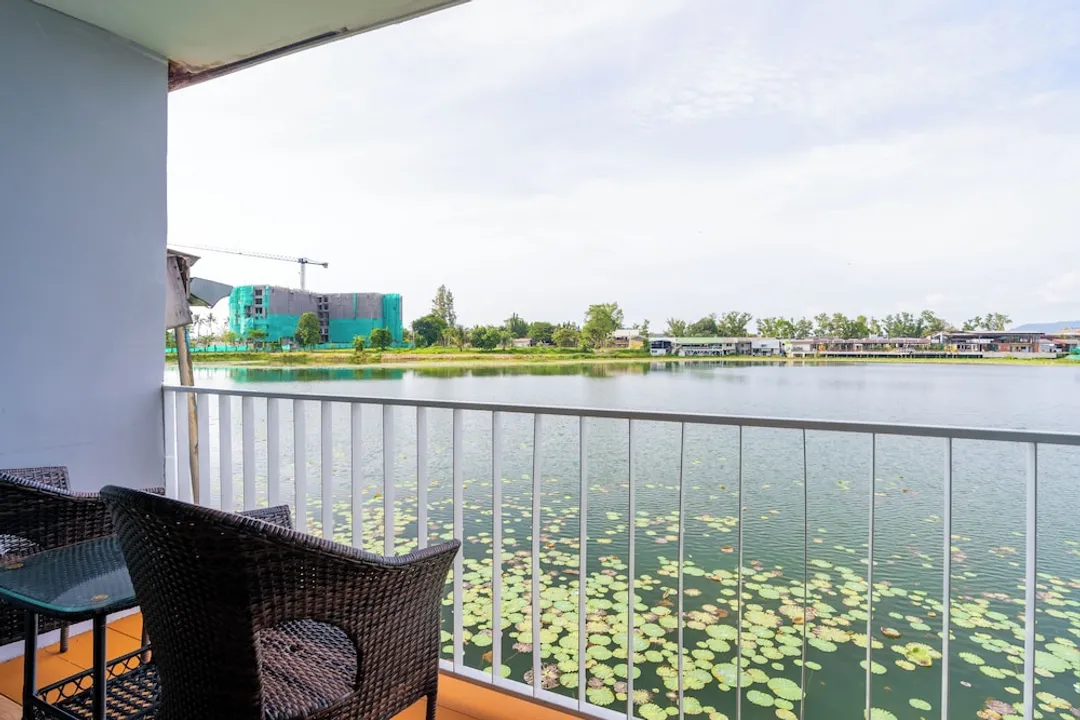 小屋渡假村-Deluxe Double or Twin Room with Lake View-20