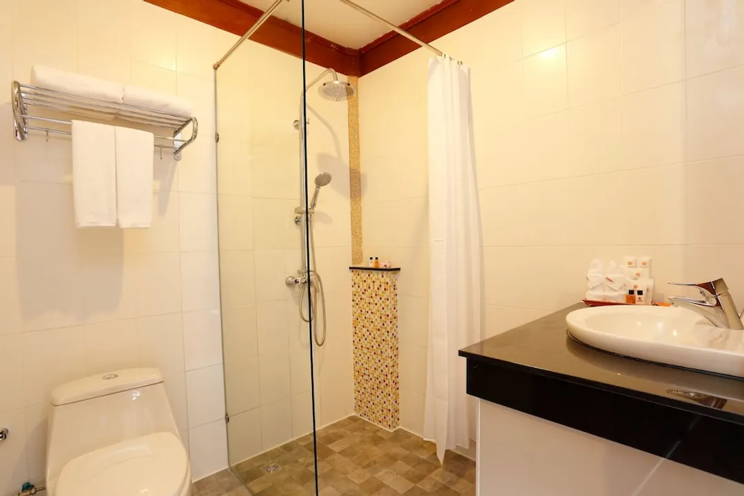 小屋渡假村-Deluxe Double or Twin Room with Lake View-17