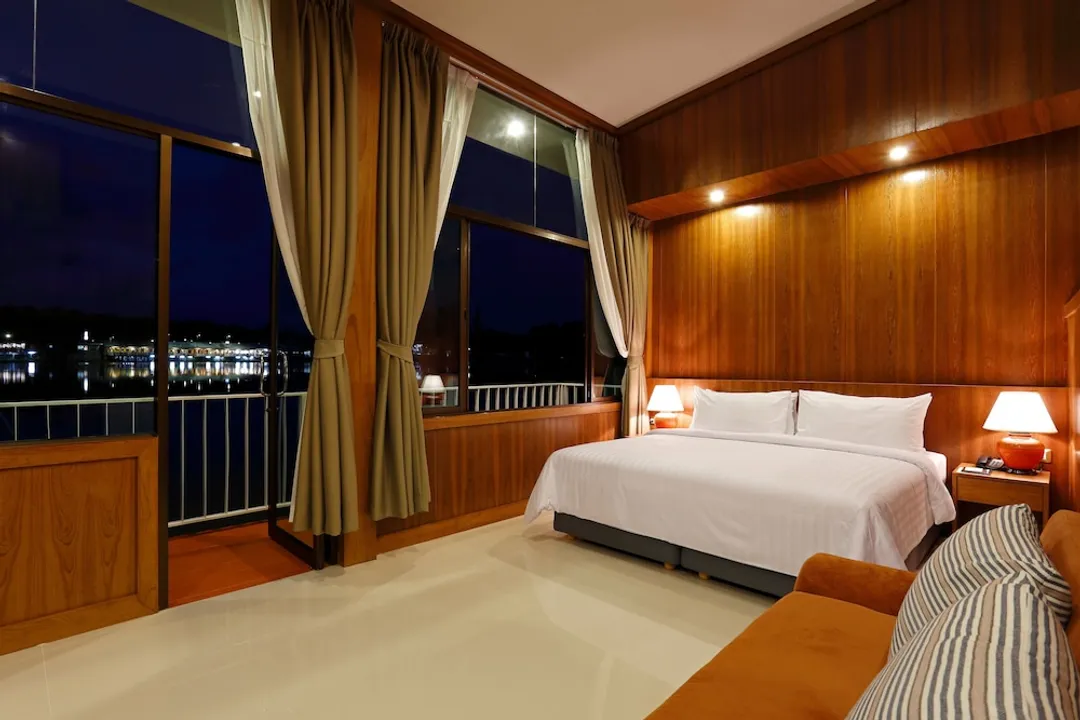 小屋渡假村-Suite with Lake View-1
