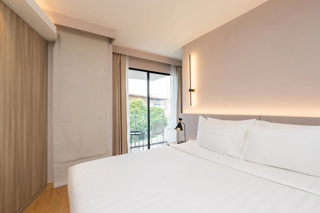 Aster Hotel and Residence-Grand Corner Suite-18