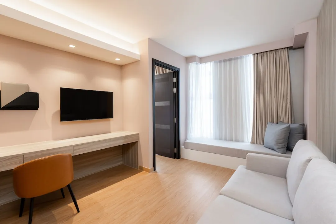 Aster Hotel and Residence-Grand Corner Suite-15