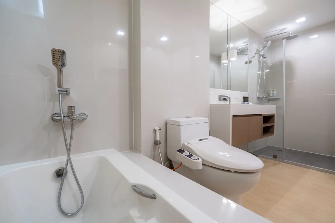 Aster Hotel and Residence-Grand Corner Suite-19