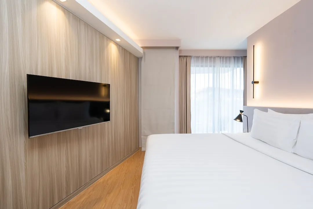 Aster Hotel and Residence-Grand Corner Suite-7
