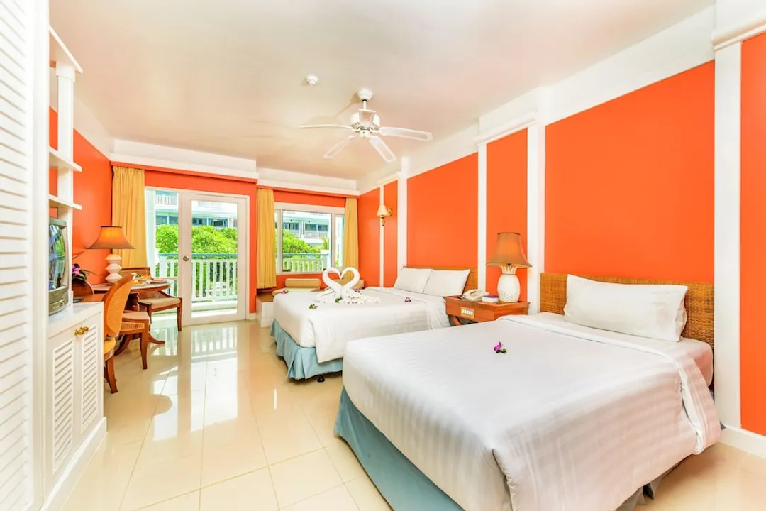 Andaman Seaview 酒店-高級客房, 浴缸, 泳池景-4