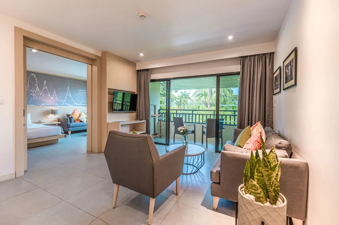 Paradox Resort Phuket-One-Bedroom Suite Garden View-3