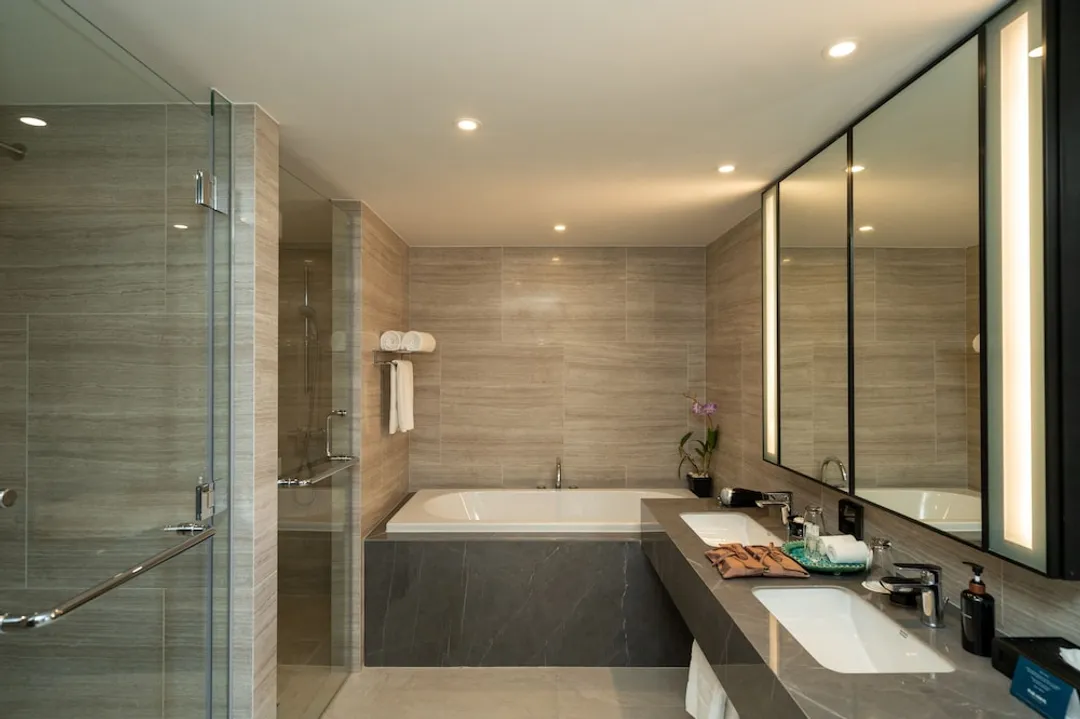 Paradox Resort Phuket-Paradox One-Bedroom Suite Seaview-6