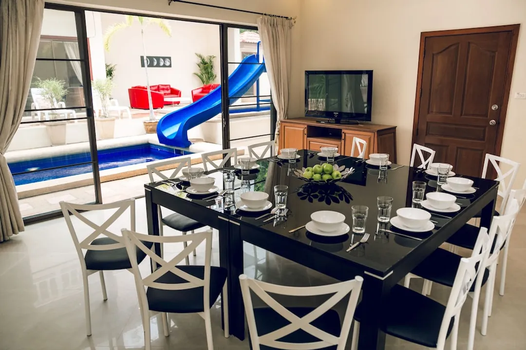 Avoca Pool Villas-8 Bedrooms Villa with 2 Private Pools and Hot Tub-3