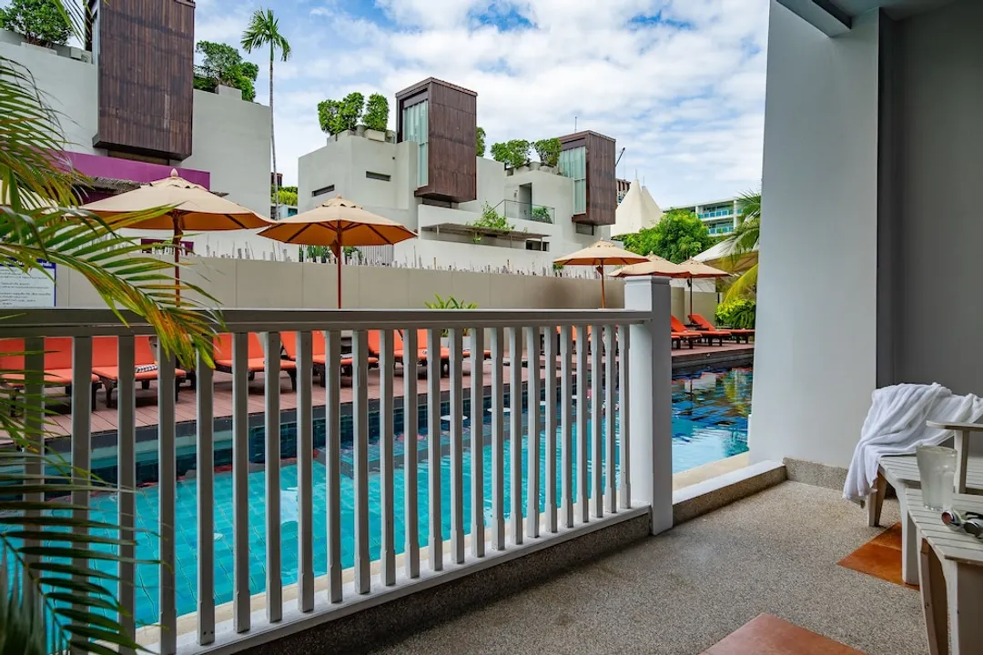 華欣羅麗哥渡假飯店-Mini Suite Pool Access Balcony Room (4 Adult)-4