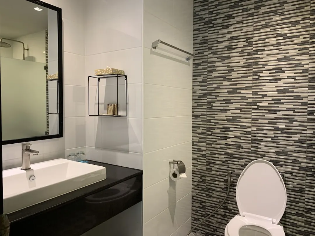 皇家河畔飯店 - SHA Extra Plus 認證-Superior Modern Room (City View)-9