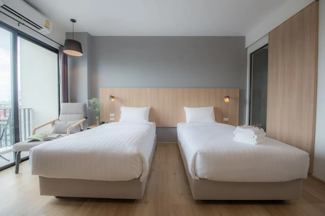 席娜卡琳米飯店-Balcony Room  (Building A)-4