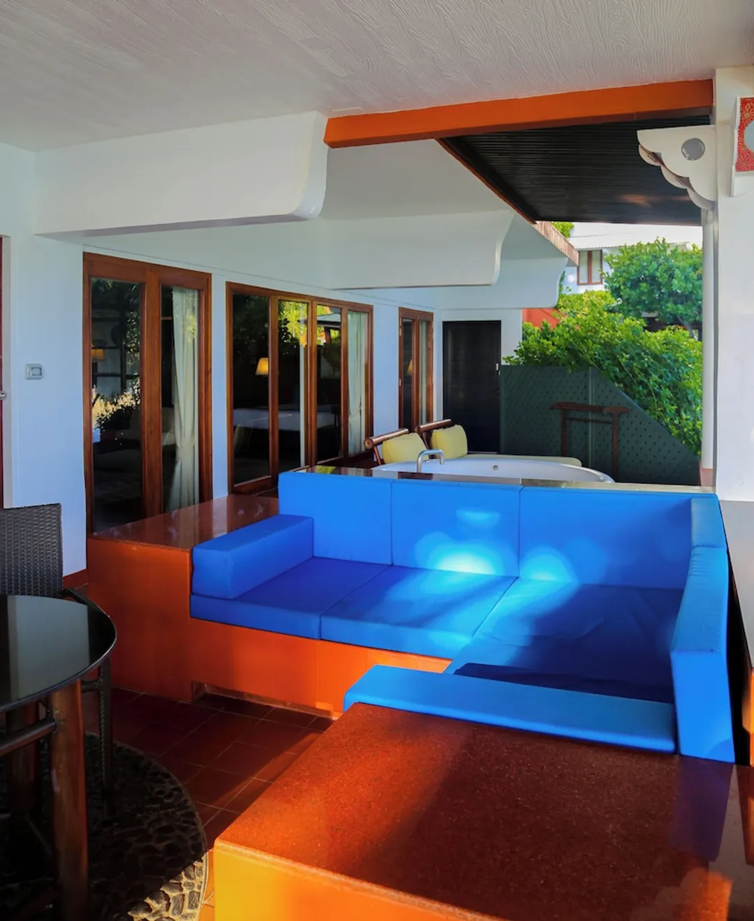 Mom Tri's Villa Royale-Suite, 1 Bedroom (Classic Wing Suite #5 Hong Haa)-5