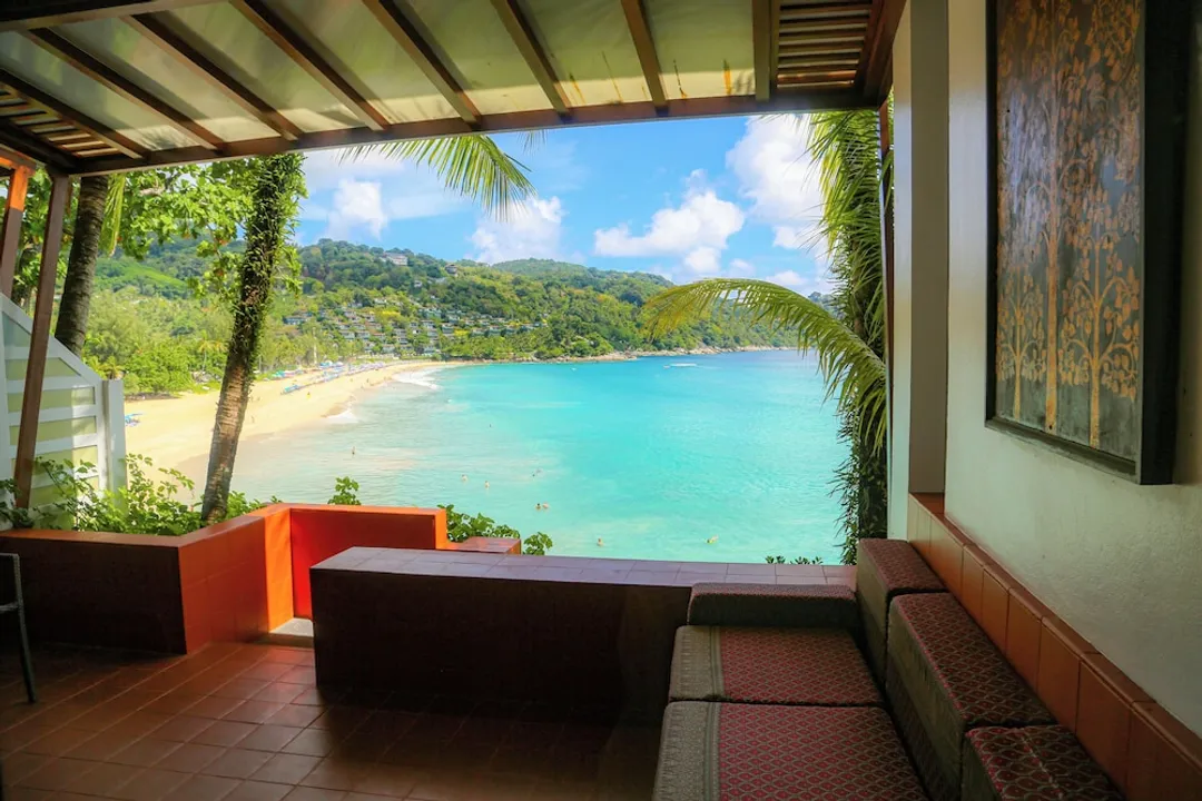 Mom Tri's Villa Royale-Suite (Beach Wing)-10