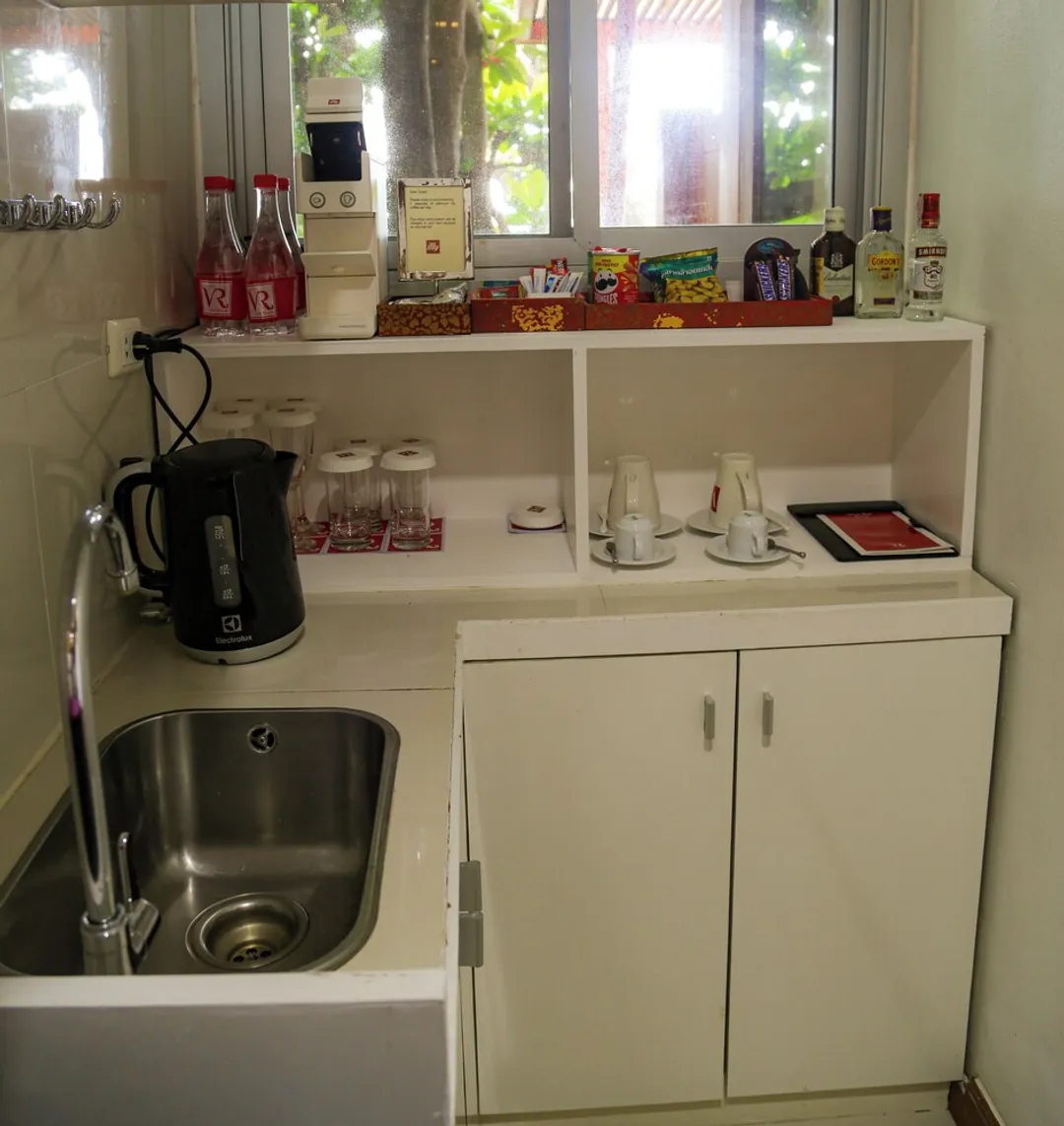 Mom Tri's Villa Royale-Ocean Wing Bourgogne-6