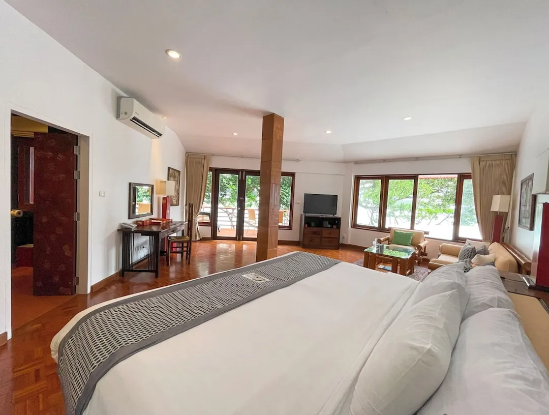 Mom Tri's Villa Royale-Ocean Wing Suite (Adult Only)-1