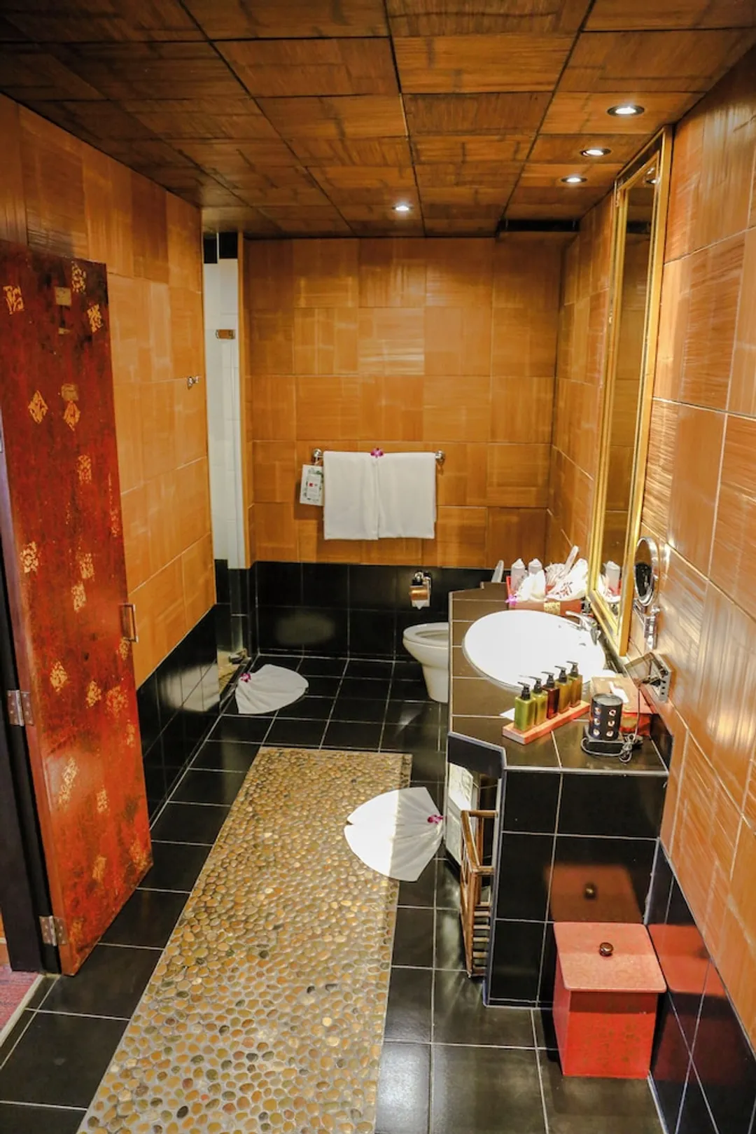 Mom Tri's Villa Royale-Suite, Pool Access (Kata Suite)-14